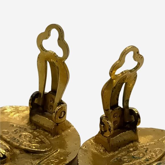 Chanel 24k Gold-Plated Clip-on Earrings - Picture 6 of 9